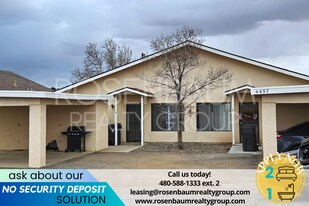 4457 N Duke Dr in Prescott Valley, AZ - Building Photo