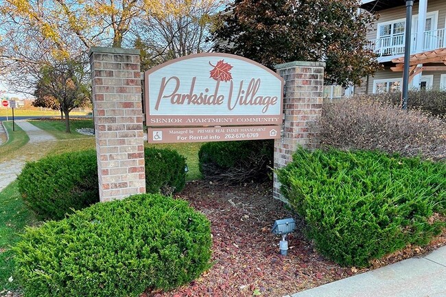 PARKSIDE SENIOR VILLAGE in Hartford, WI - Building Photo - Building Photo