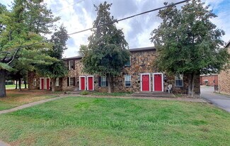 3418 Clingstone Way in Louisville, KY - Building Photo