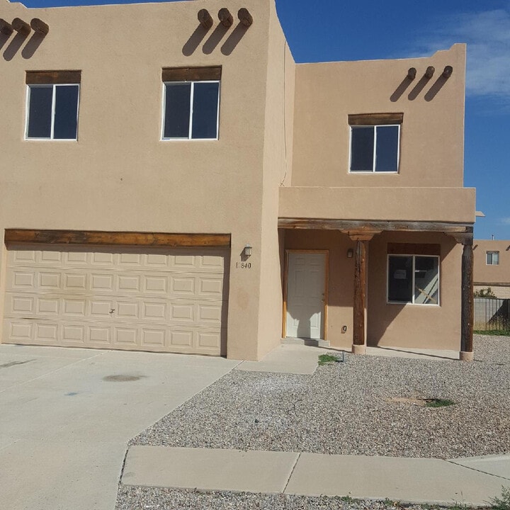 10840 Como Dr NW in Albuquerque, NM - Building Photo
