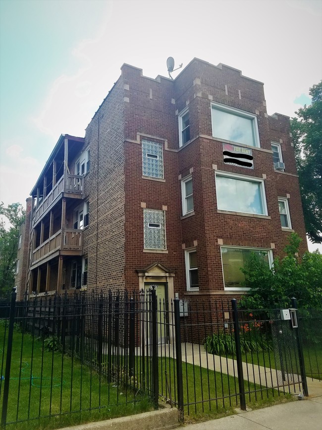 7349 S Lowe Ave in Chicago, IL - Building Photo - Building Photo