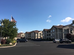 Starlight Estates Apartments in Camillus, NY - Foto de edificio - Building Photo