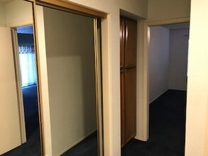 1905 E University Dr in Tempe, AZ - Foto de edificio - Building Photo