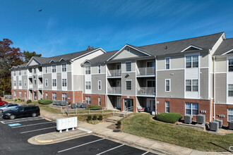 Orchard Mills in Woodbridge, VA - Building Photo - Building Photo