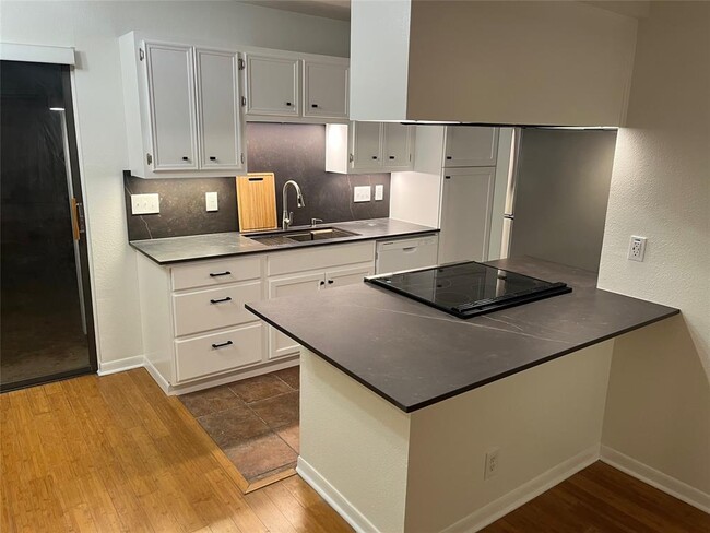 property at 5604 Woodrow Ave