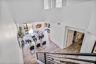 19550 N Grayhawk Dr in Scottsdale, AZ - Building Photo