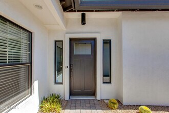 4110 N 47th St in Phoenix, AZ - Building Photo - Building Photo