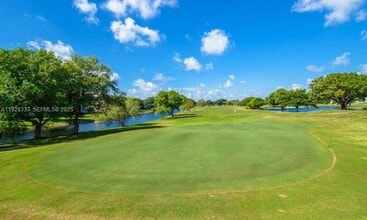 1401 SW 128th Terrace in Pembroke Pines, FL - Building Photo - Building Photo
