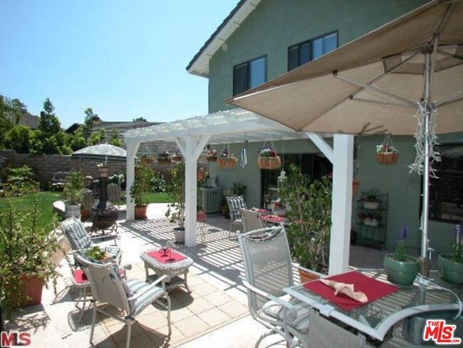 5241 W Goldenwood Dr in Inglewood, CA - Building Photo - Building Photo