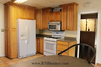 2540 El Burlon Cir in Rancho Cordova, CA - Building Photo - Building Photo