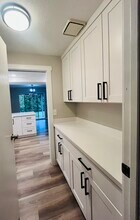 812 141st Pl SE in Bellevue, WA - Building Photo - Building Photo