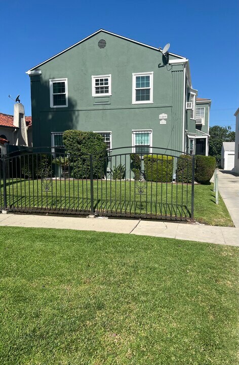 1809 S Orange Dr, Unit 1 in Los Angeles, CA - Foto de edificio