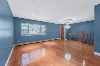 7410 Atlantic Ave in Ozone Park, NY - Building Photo - Building Photo