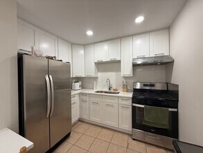 137 W Grand Ave in Northlake, IL - Building Photo - Building Photo