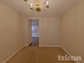 923 Littleton Dr in Concord, NC - Foto de edificio - Building Photo