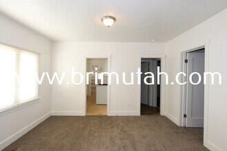 1470 S 400 E in Salt Lake City, UT - Foto de edificio - Building Photo