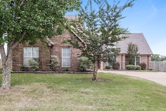 property at 65 Caitlyn Geneva Cove