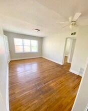 1445 Nightingale Rd, Unit 4 in Louisville, KY - Building Photo - Building Photo