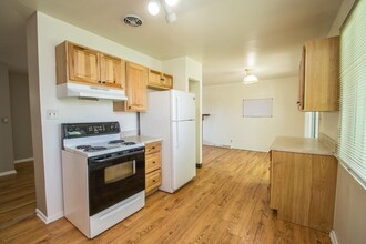 3375 Moorhead Ave in Boulder, CO - Building Photo - Building Photo