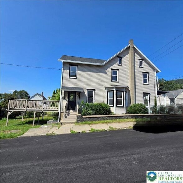 202 W Pennsylvania Ave in Pen Argyl, PA - Building Photo - Building Photo