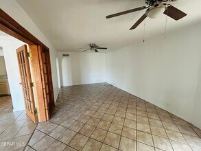 805 Chile Pl in El Paso, TX - Building Photo - Building Photo