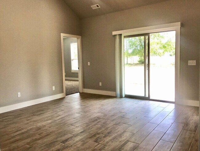 212 Alder St in Pea Ridge, AR - Building Photo - Building Photo