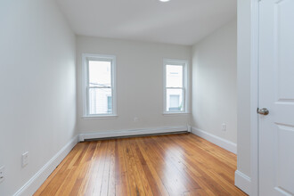 12 Parker Hill Ave, Unit #1 in Boston, MA - Building Photo - Building Photo