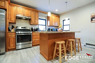 115 Glenville Ave, Unit 1 in Boston, MA - Building Photo