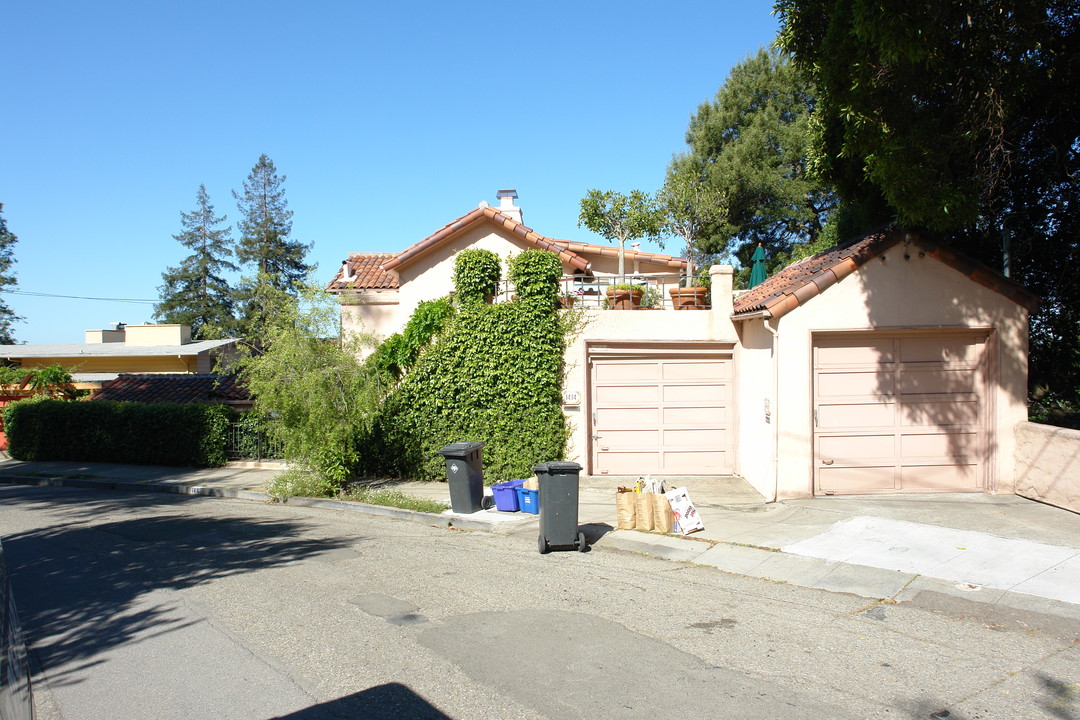 1412 Hawthorne Terr. in Berkeley, CA - Building Photo