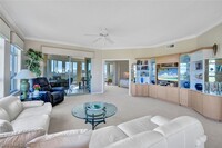 264 Barefoot Beach Blvd in Bonita Springs, FL - Foto de edificio - Building Photo