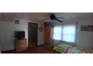 311 Bond St in Hampton, VA - Building Photo - Building Photo