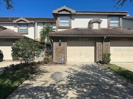1208 Clays Trail in Oldsmar, FL - Building Photo