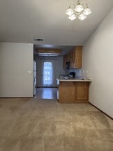 1029 Courtyard Dr in Yuba City, CA - Building Photo - Building Photo