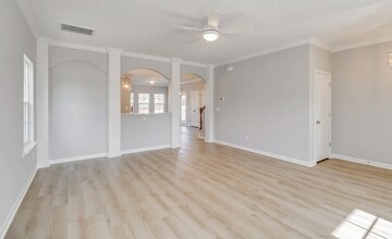 4012 Summerland Wy in Elgin, SC - Building Photo - Building Photo