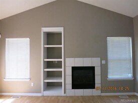 15555 E 40th Ave in Denver, CO - Building Photo