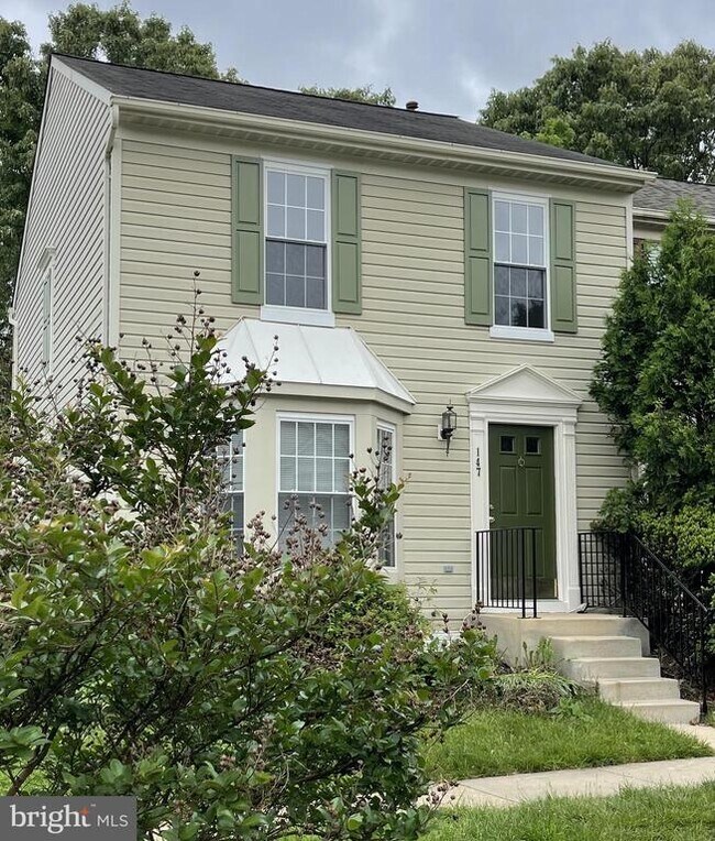 property at 147 Foxview Dr