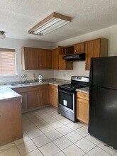 8611 Green Cedar Dr in Houston, TX - Building Photo - Building Photo