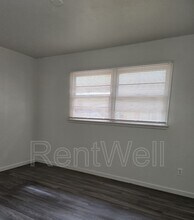 2914 E Bates St in Lubbock, TX - Building Photo - Building Photo