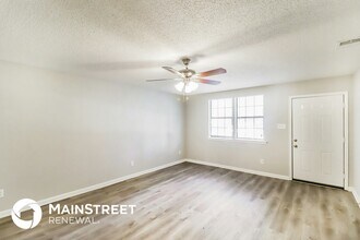 5674 Ballenmoor Dr in Memphis, TN - Building Photo - Building Photo