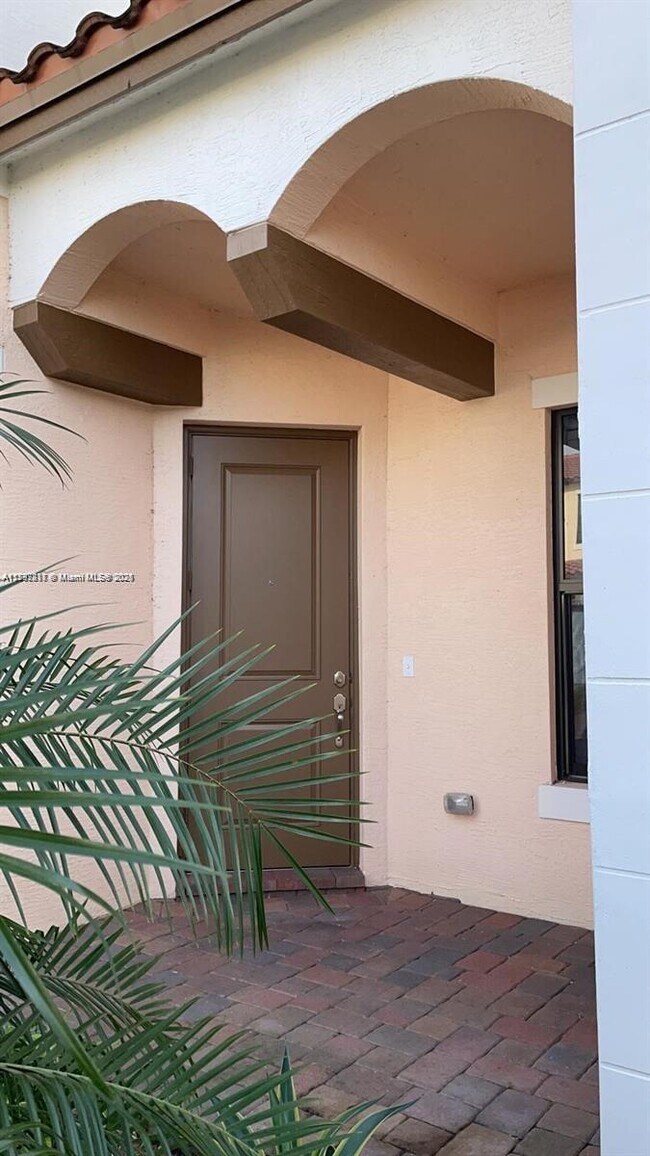 20962 NW 1st Dr in Pembroke Pines, FL - Building Photo - Building Photo
