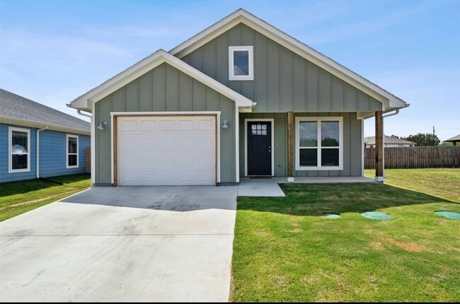 property at 2314 Creekview Dr