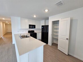 1813 Equine Retreat Wy in Crandall, TX - Building Photo - Building Photo