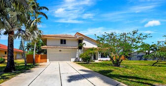 4517 NW 5th Ave in Boca Raton, FL - Building Photo