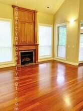 367 NW 81st Pl in Portland, OR - Building Photo - Building Photo