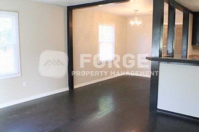 6 Winn St in Greenville, SC - Building Photo - Building Photo