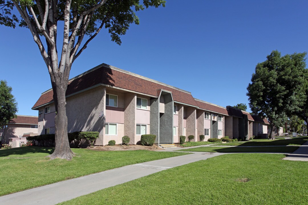 Cienega Gardens Apartments in Covina, CA - Building Photo