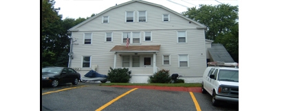 14 Wood Court in Terryville, CT - Foto de edificio