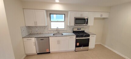 7011 Grand Ave, Unit #2 in North Bergen, NJ - Building Photo - Building Photo