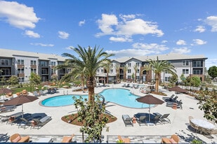 Ona in Sacramento, CA - Building Photo