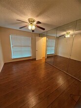 4027 Summit Valley Dr in Houston, TX - Building Photo - Building Photo